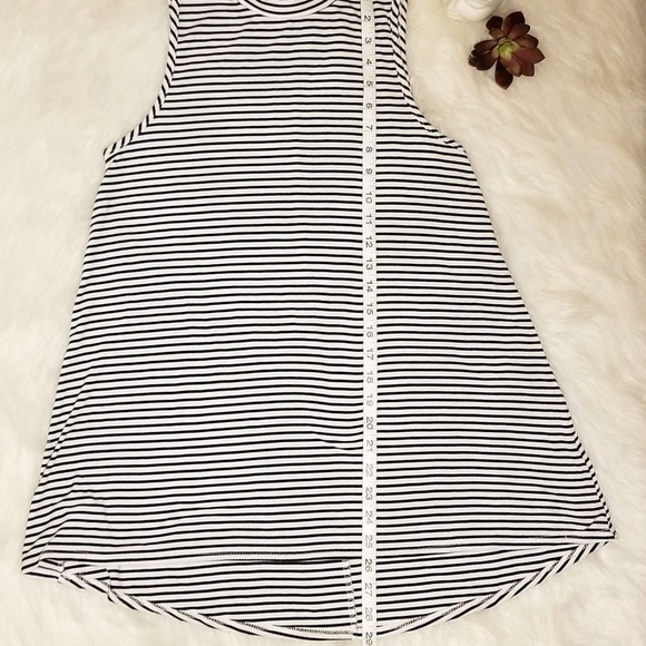 Moa Moa Long Striped Sleeveless Tunic Top - Picture 6 of 8